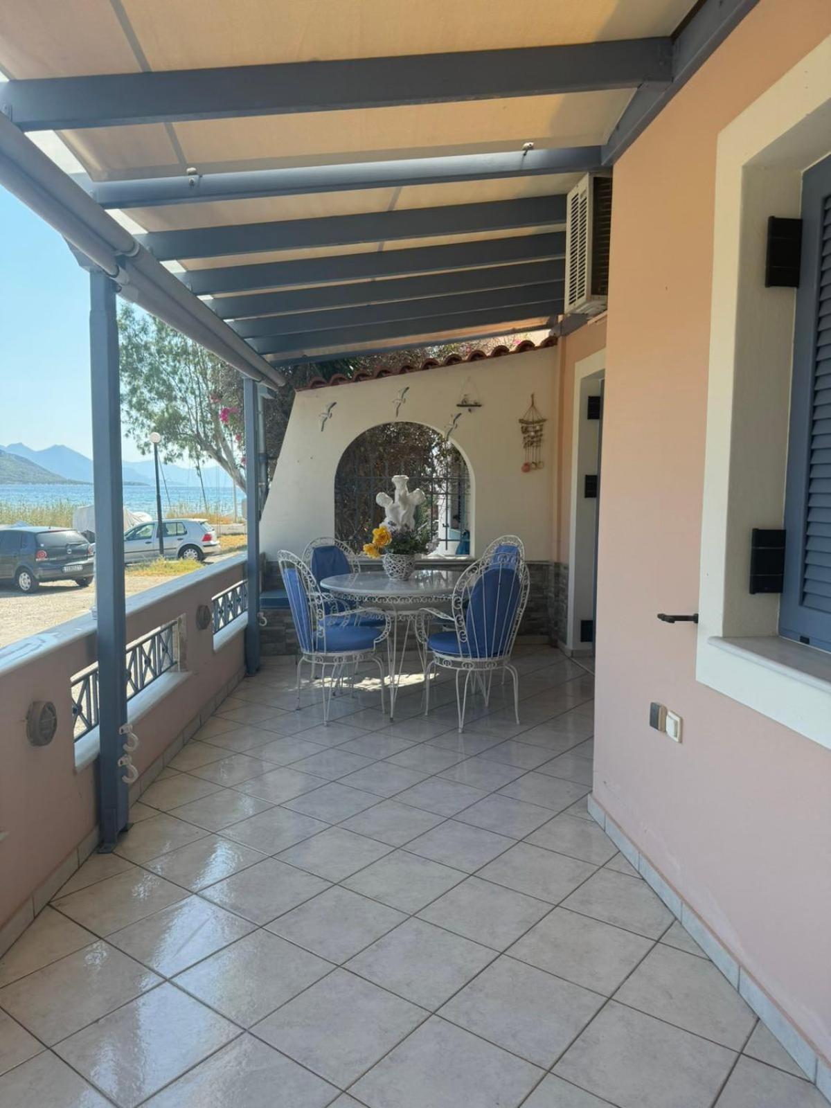 εξοχικό με θέα στη θάλασσα Holiday home Kapotidhes